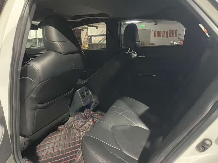 Фото 6 - Toyota Avalon