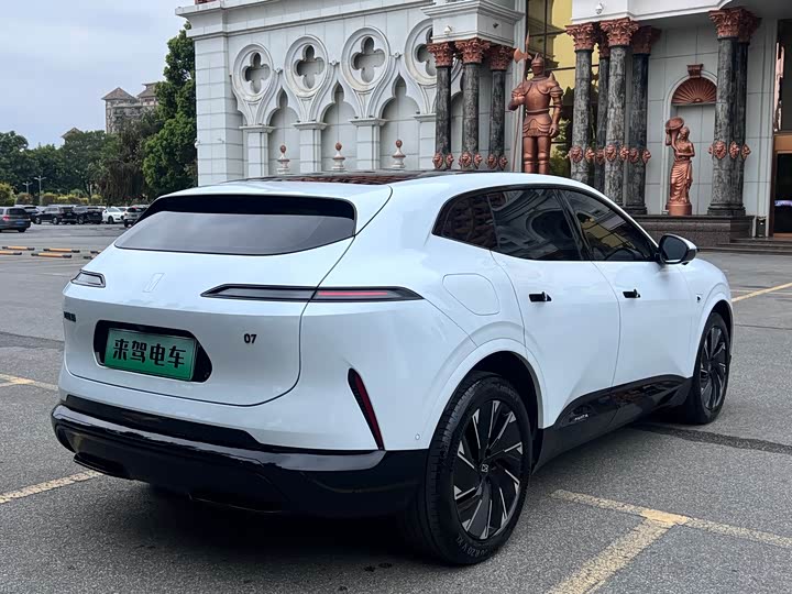 Фото 7 - Avatr 07