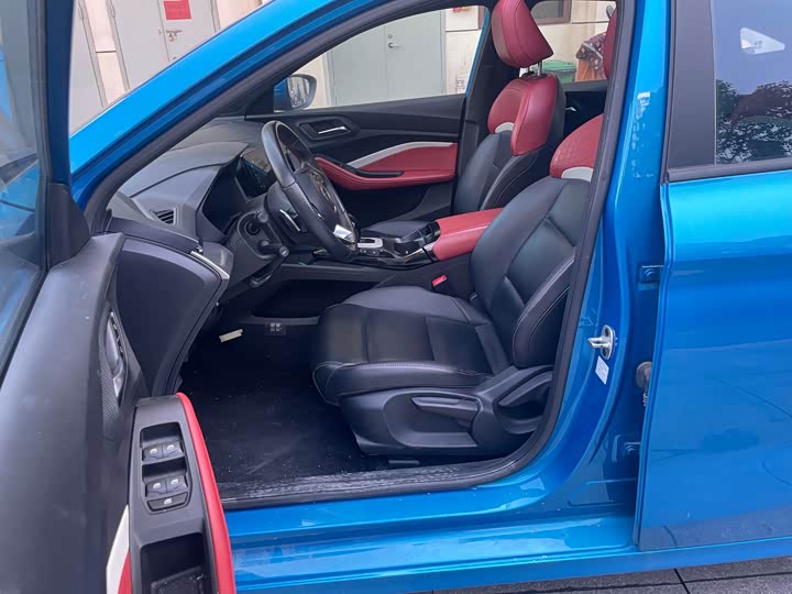 Фото 4 - MG Motor 5