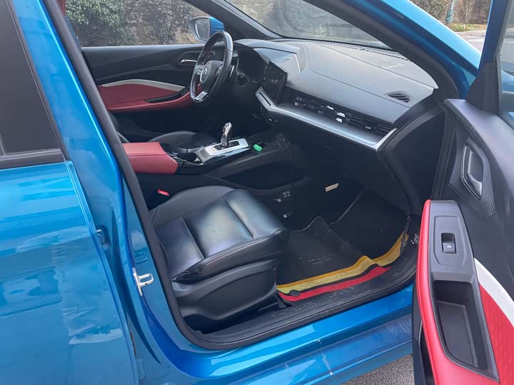 Фото 8 - MG Motor 5