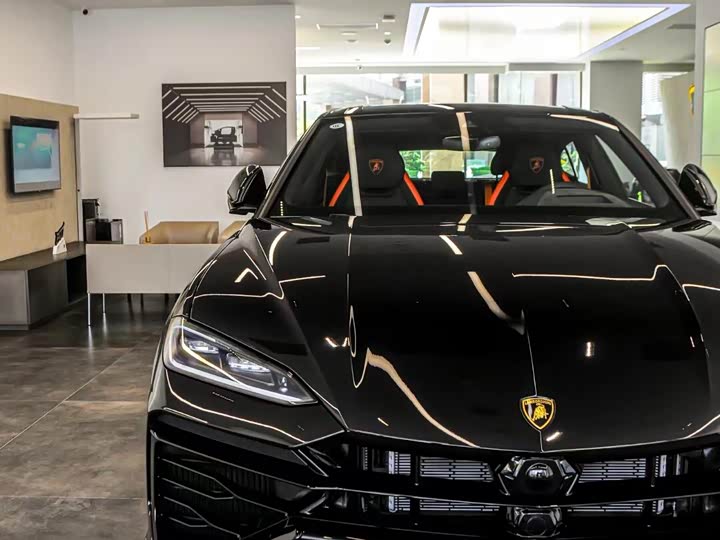 Фото 7 - Lamborghini Urus SE