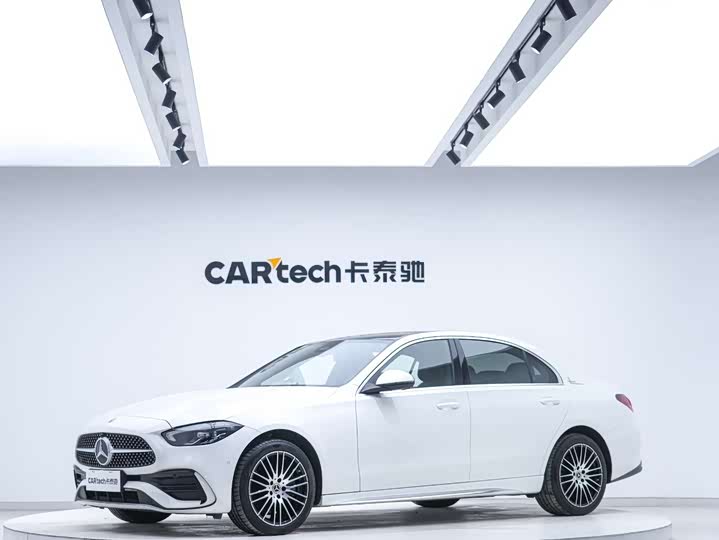 Фото 1 - Mercedes-Benz C-Class