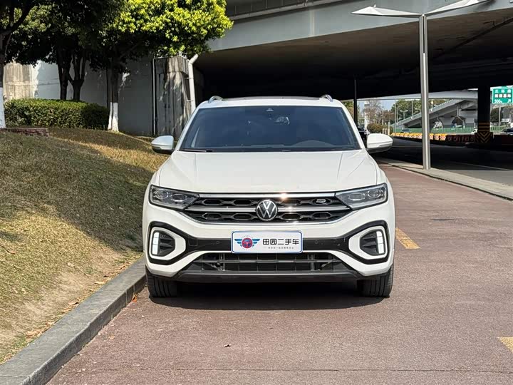 Фото 2 - Volkswagen T-Roc