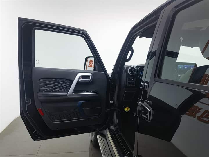 Фото 8 - BAIC Beijing BJ40