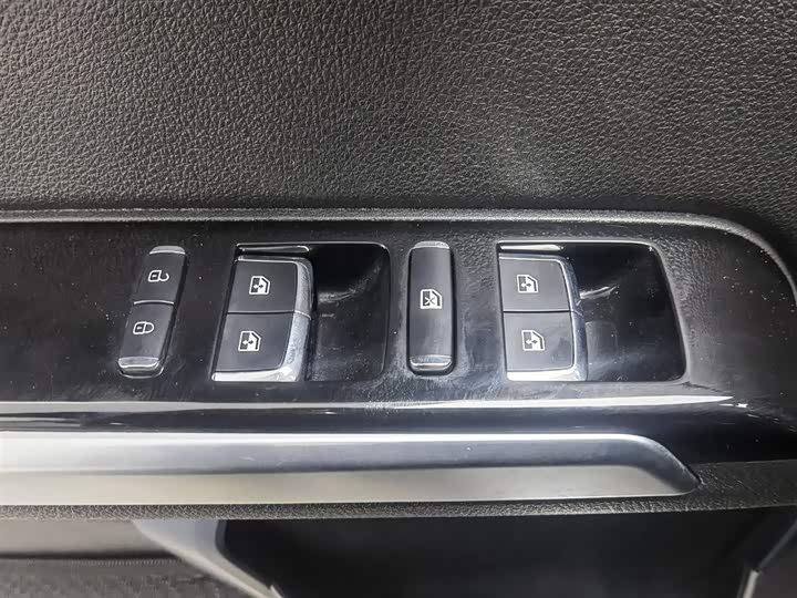 Фото 9 - BAIC Beijing BJ40