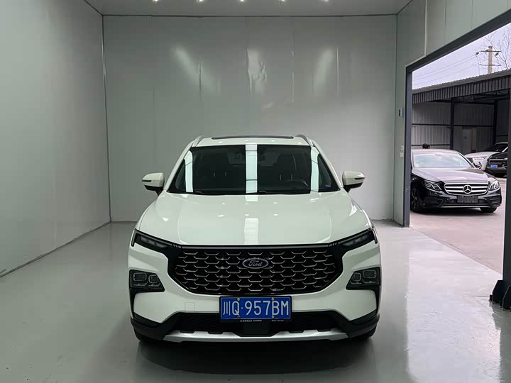 Фото 3 - Ford Equator Sport