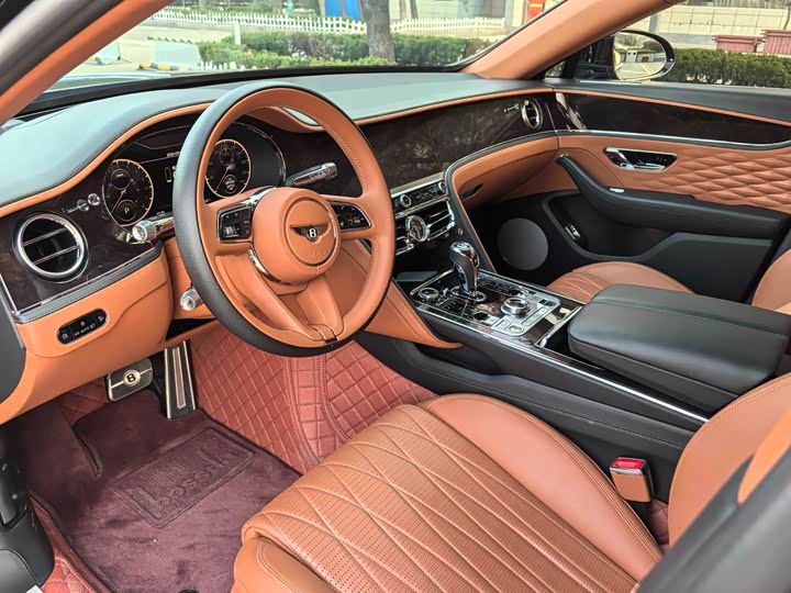 Фото 6 - Bentley Flying Spur Hybrid