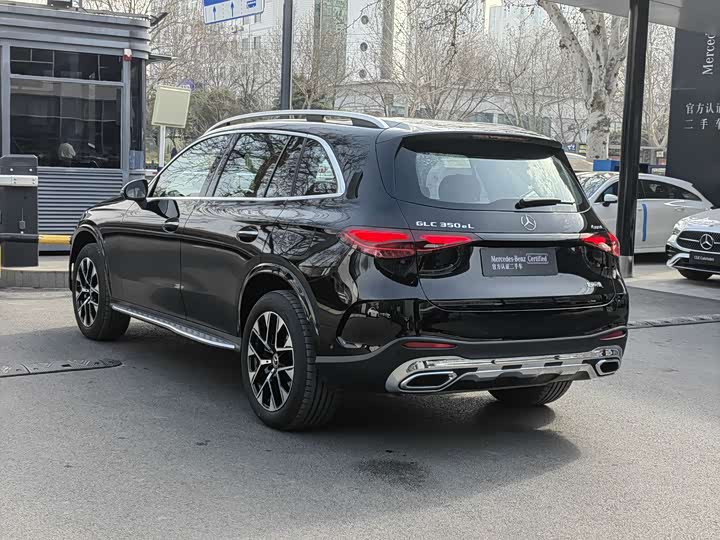 Photo 5 - Mercedes-Benz GLC-Class Hybrid