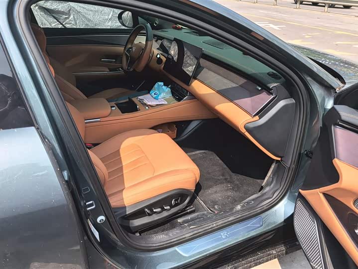 Фото 8 - BYD Han L