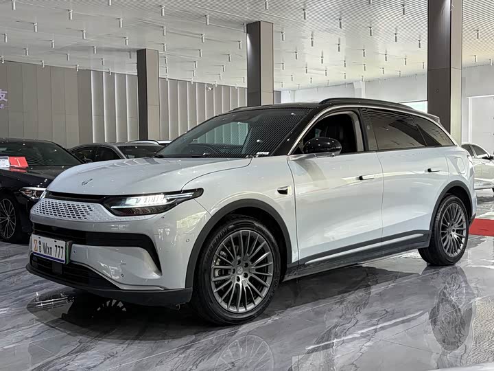 Фото 2 - Leapmotor C11