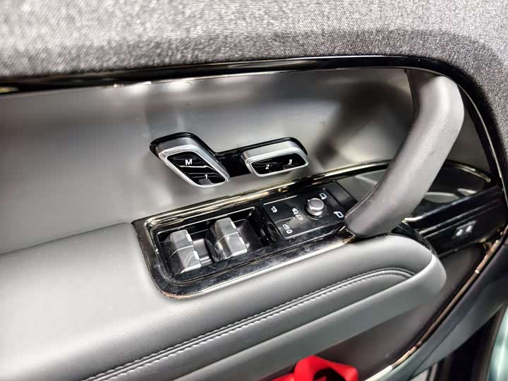 Photo 9 - Land Rover Range Rover Sport