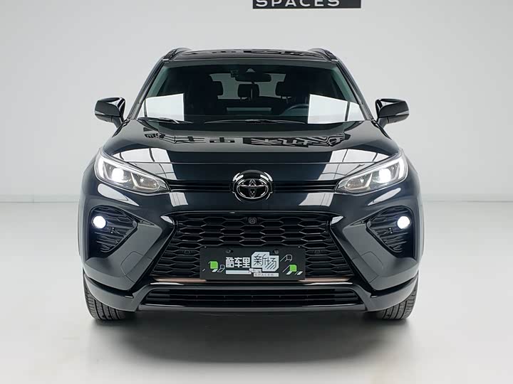 Photo 2 - Toyota Wildlander