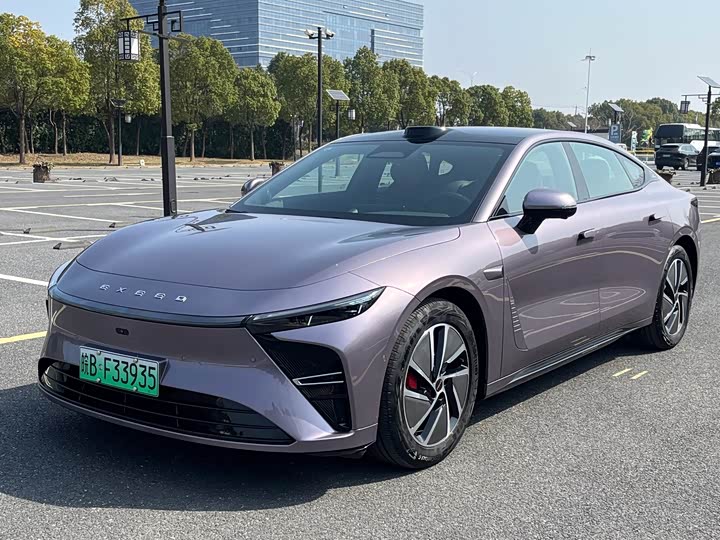 Фото 1 - Exeed Sterra ES