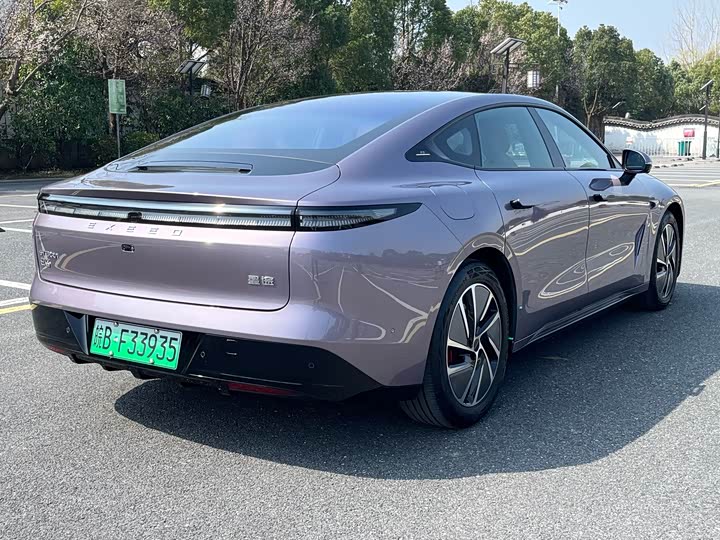 Фото 9 - Exeed Sterra ES