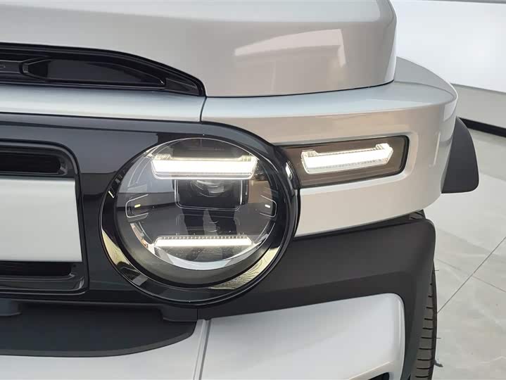 Фото 5 - Chery iCar V23