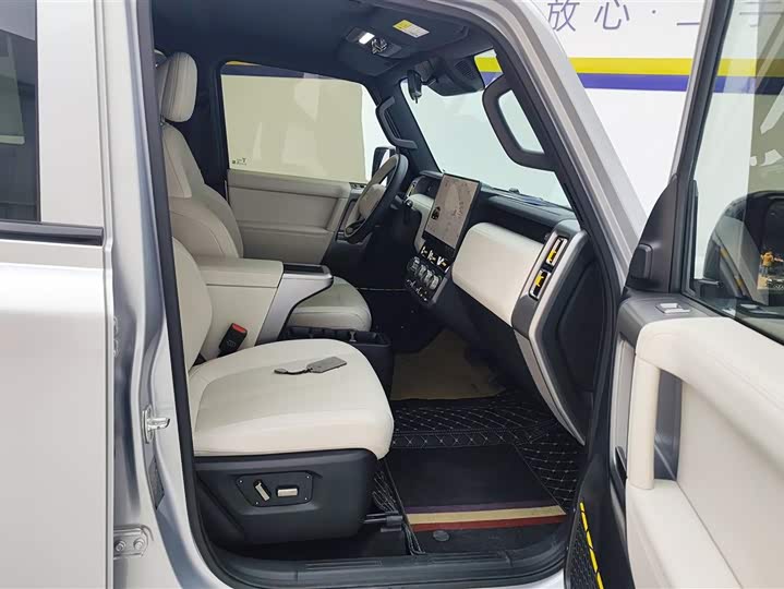 Фото 8 - Chery iCar V23