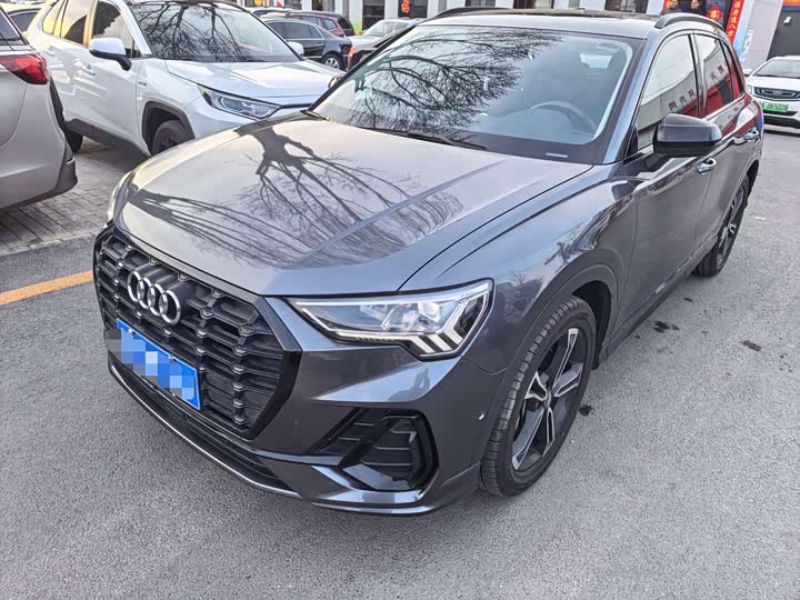 Фото 1 - Audi Q3