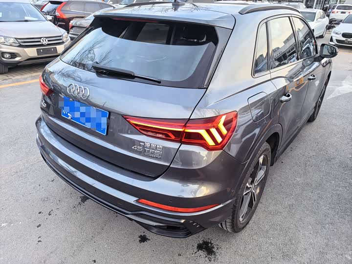 Фото 3 - Audi Q3