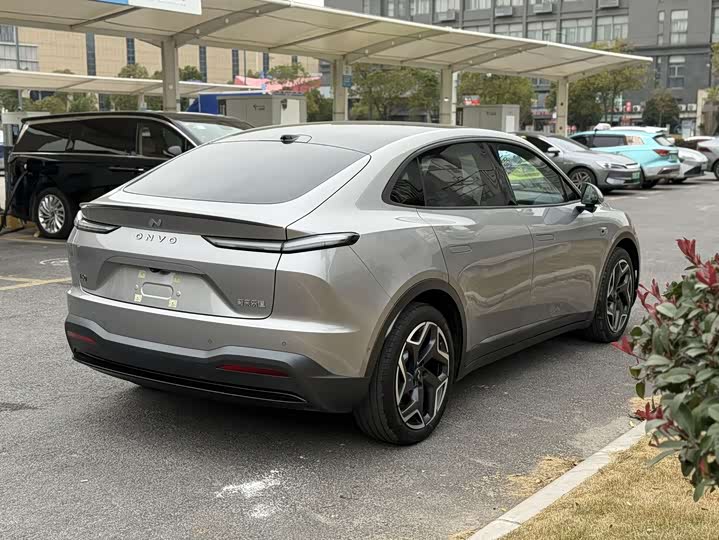 Фото 9 - Nio Onvo L60