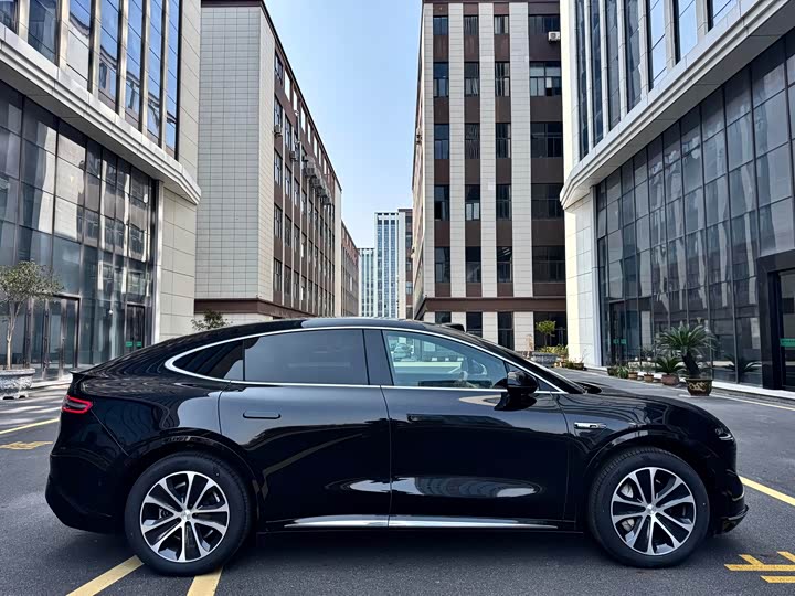 Фото 4 - Luxeed R7