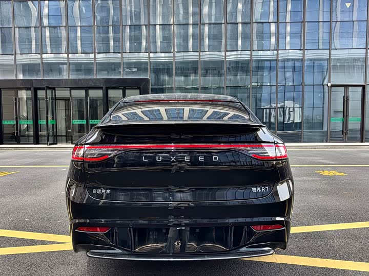 Фото 5 - Luxeed R7