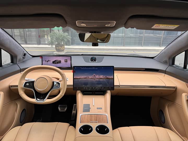 Фото 8 - Luxeed R7