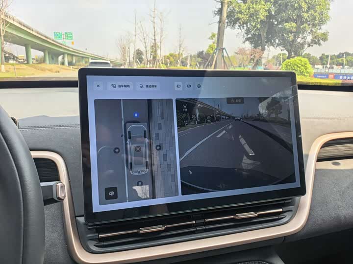 Photo 9 - Dongfeng Yipai eπ 008