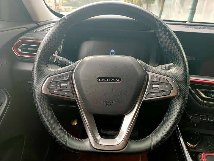 Фото 8 - Changan Oshan X5