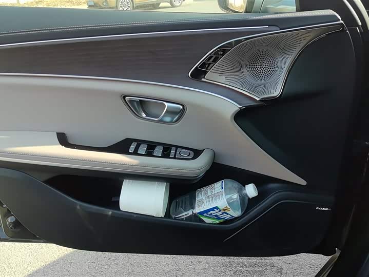 Фото 7 - BYD Han