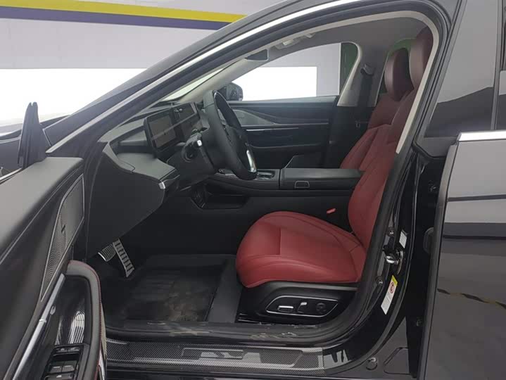 Фото 9 - XPeng P7