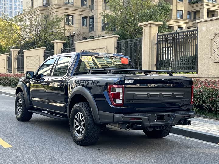 Фото 9 - Ford F-150 Raptor