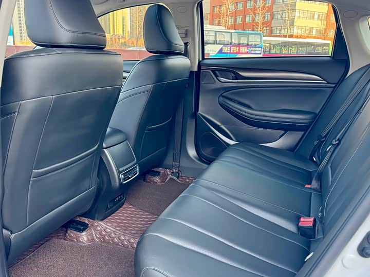 Фото 9 - GAC Trumpchi GA6