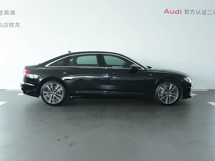 Фото 3 - Audi A6L