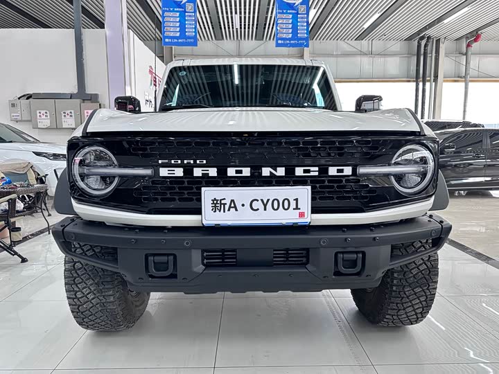 Фото 2 - Ford Bronco