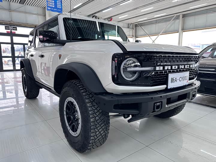 Фото 3 - Ford Bronco