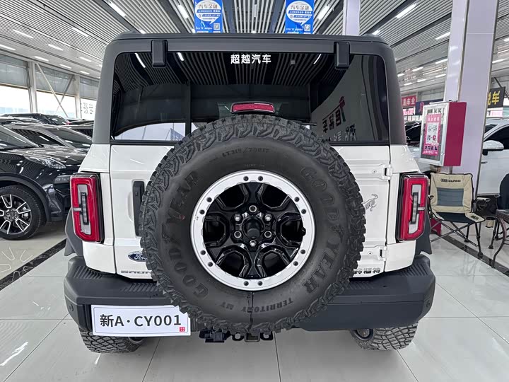 Фото 5 - Ford Bronco