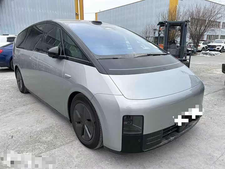 Photo 1 - LiXiang Mega