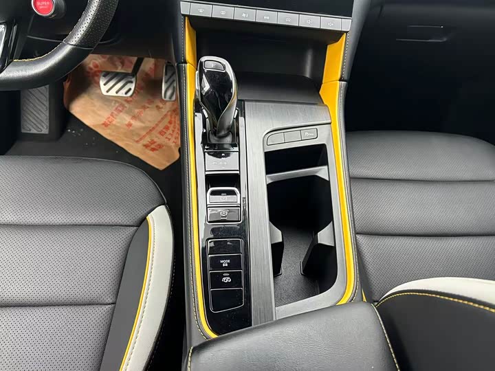 Фото 7 - MG Motor 6