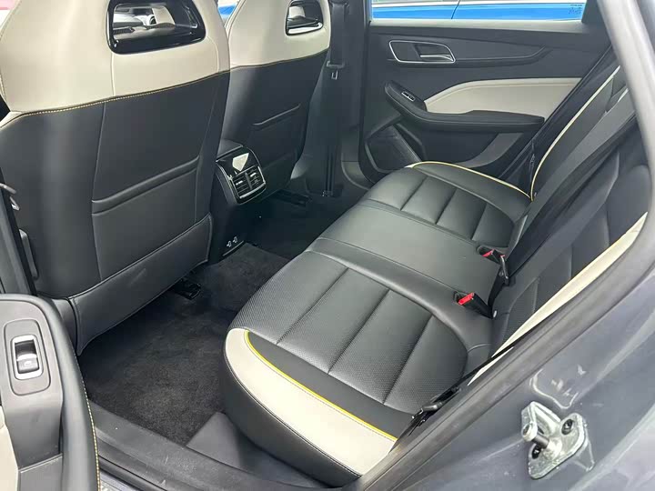 Фото 9 - MG Motor 6