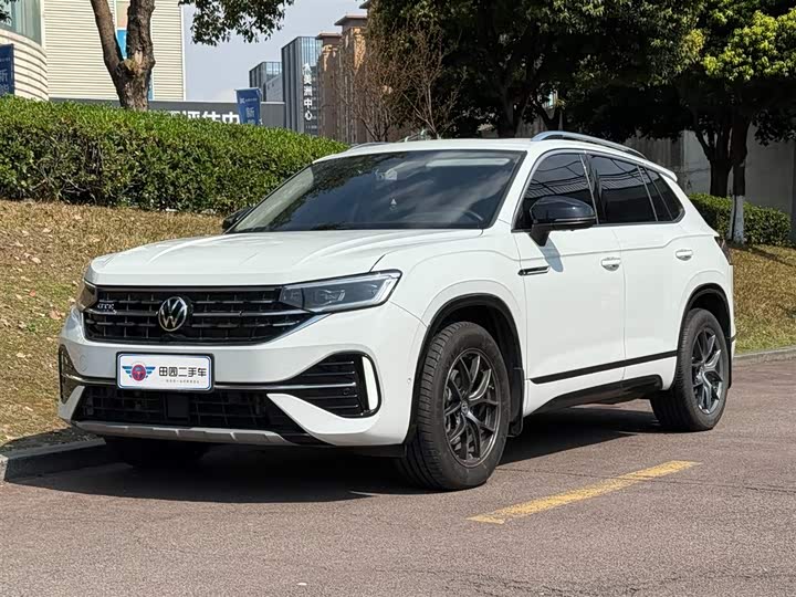 Фото 1 - Volkswagen Tayron GTE Hybrid