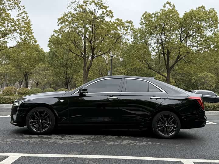 Фото 4 - Cadillac CT4