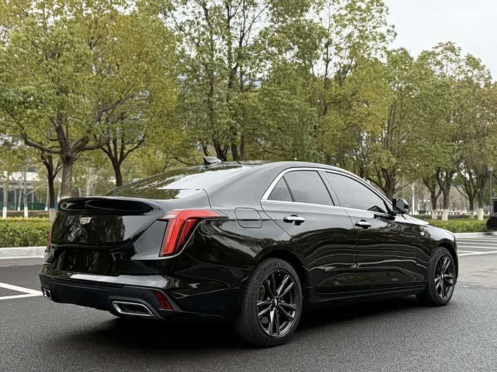 Фото 6 - Cadillac CT4