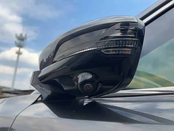 Фото 7 - Changan UNI-K