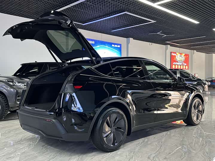 Фото 5 - Tesla Model Y