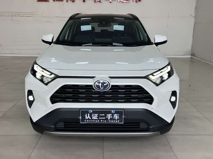 Фото 2 - Toyota RAV4