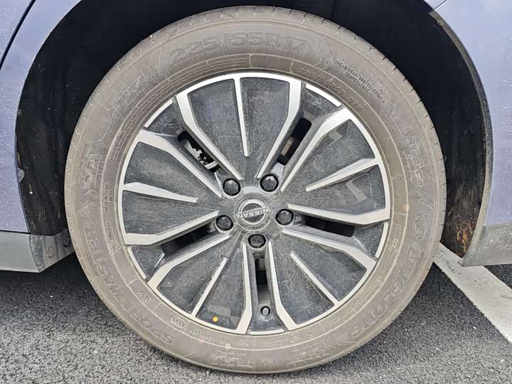 Фото 8 - Nissan N6