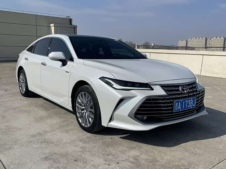 Фото 3 - Toyota Avalon