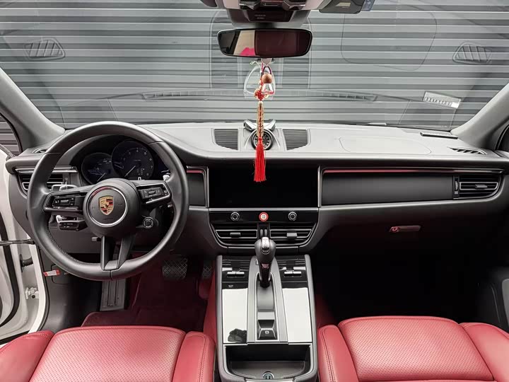 Фото 8 - Porsche Macan