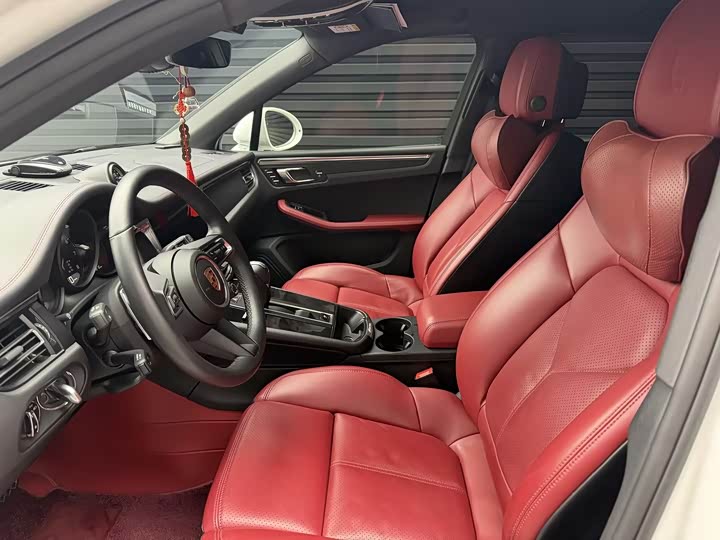 Фото 9 - Porsche Macan