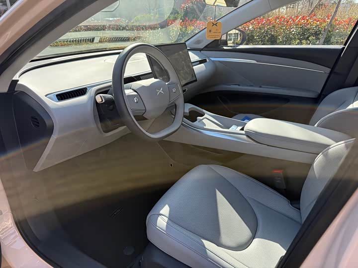 Фото 4 - XPeng Mona M03